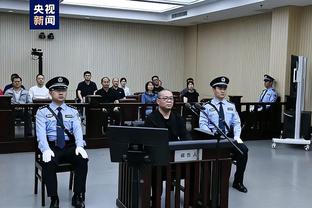 西媒：因威胁穿维尼修斯球衣的黑人女孩，一名马竞球迷被逮捕